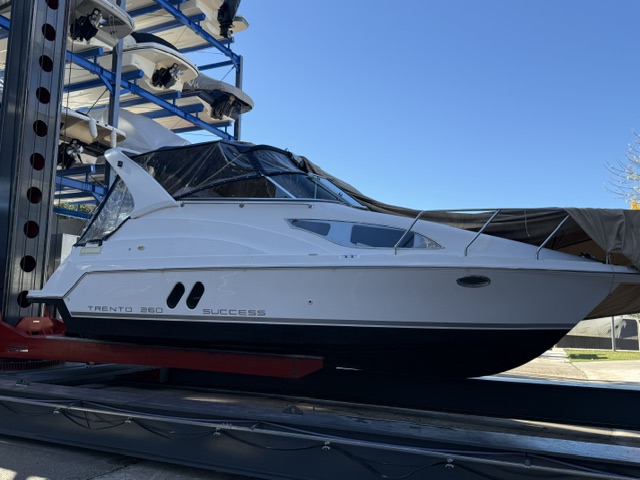 Trento 26 2019 Mercruiser 250 hp Alpha One